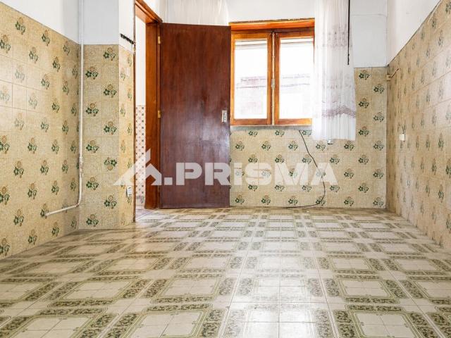 Moradia T1+2 com Terraço, Varanda e Lareira para Venda em Alcains