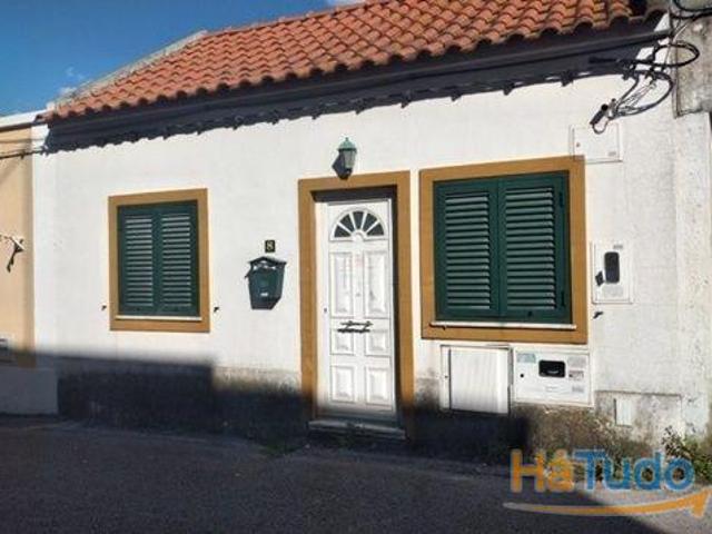 Moradia T1 na Torre da Marinha Remodelado | 26063342297