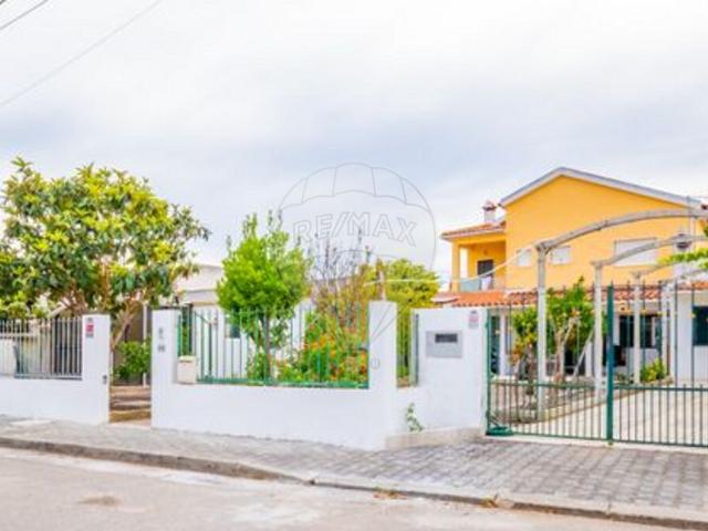 Moradia T1 à venda em Seixal