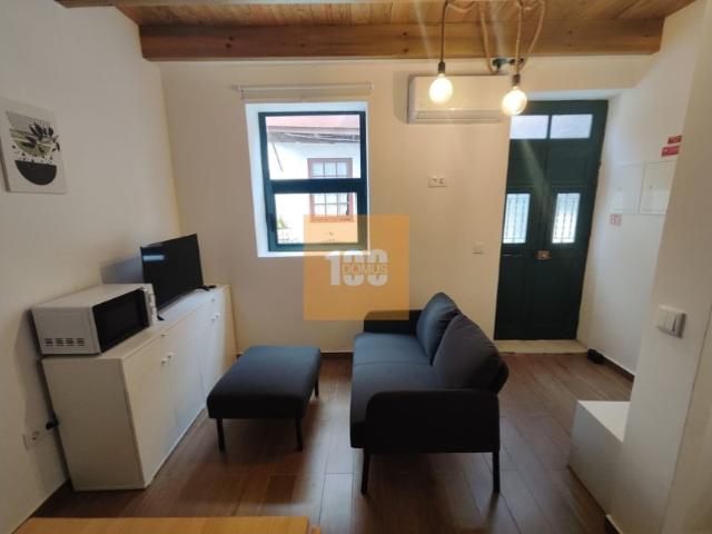 Moradia T1 duplex em Miguel Bombarda