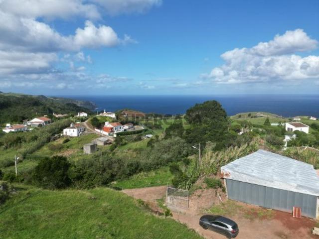 Moradia T1 em Azenha Santo Espírito