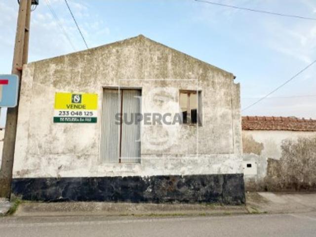 Moradia T1 em Alqueidão