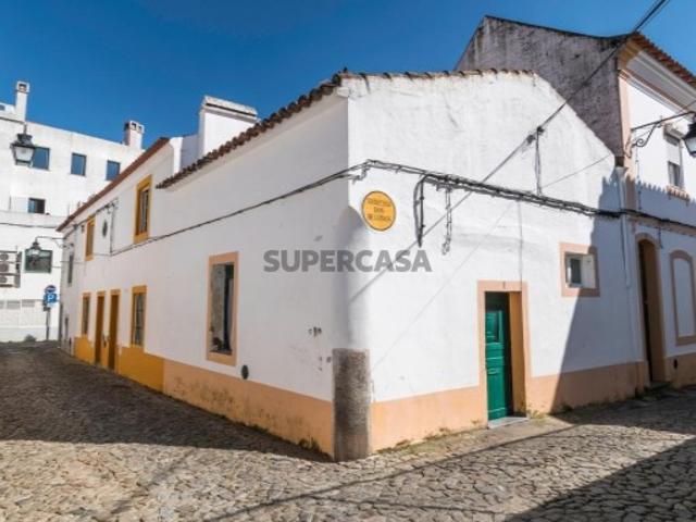 Moradia T1 em Évora São Mamede, Sé, São Pedro e Santo Antão