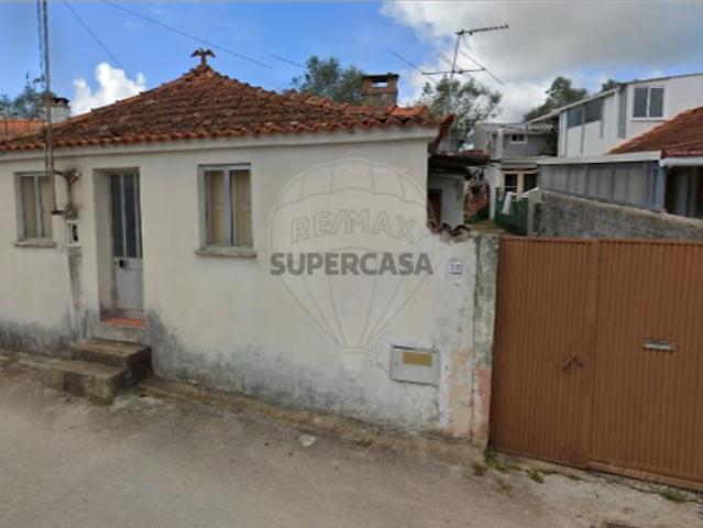 Moradia T1 em Pereira