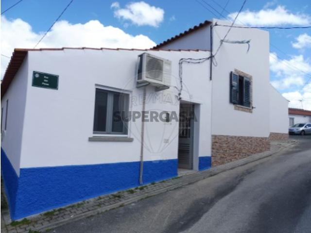 Moradia em S.Mig. Pinheiro, S.Pedro Solis, S.Sebastião Carros