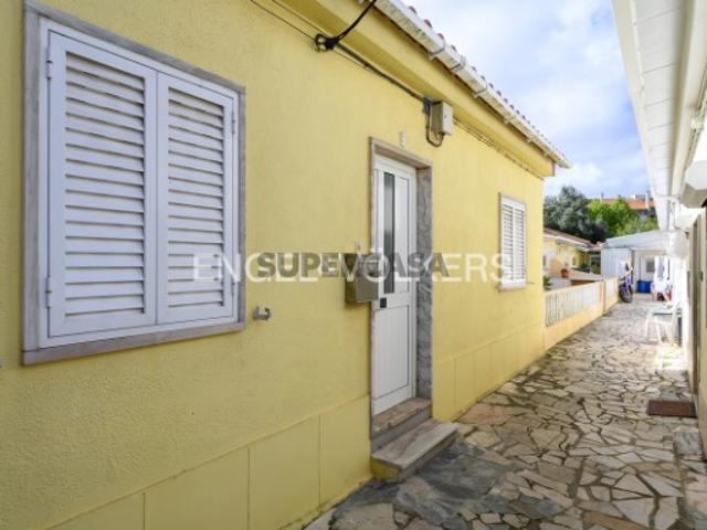 Moradia T1 geminada