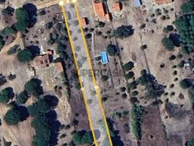 Moradia T1 para recuperação total em Lote de 2012m2
