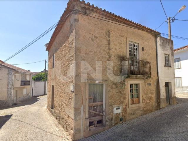Moradia T1 para Venda na Lousa