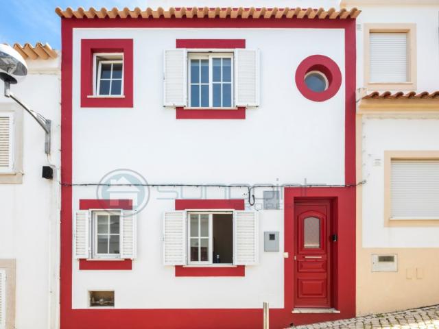 Moradia T1 renovada no centro histórico de Lagos