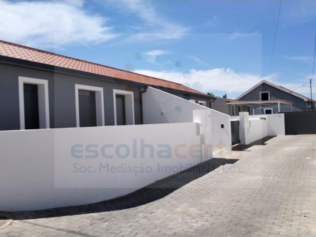 Moradia T1 terrea totalmente renovada pronta a habitar