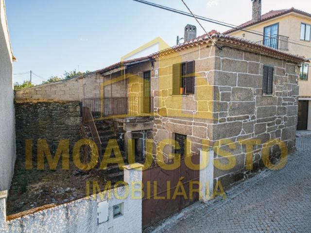 Moradia T1