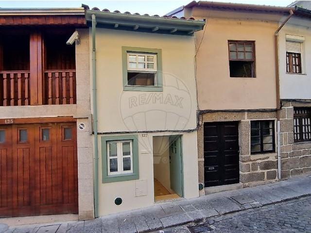 Moradia T2+1 totalmente renovada 0m² Oliveira, São Paio e São Sebastião
