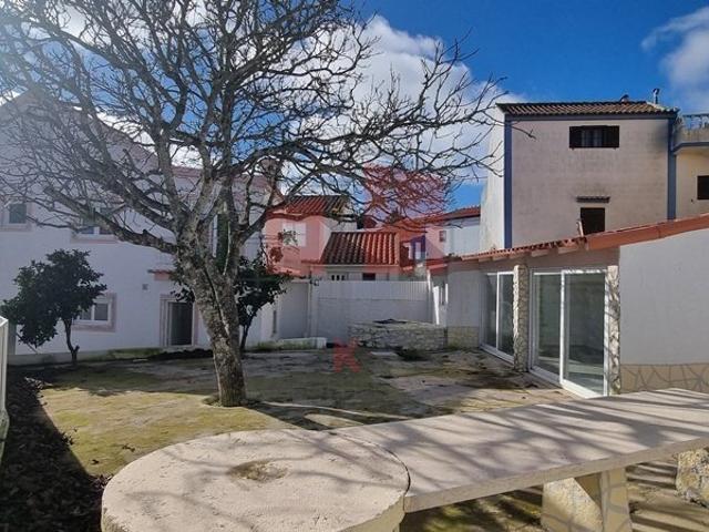 Moradia T2+1 com Anexos totalmente recuperada