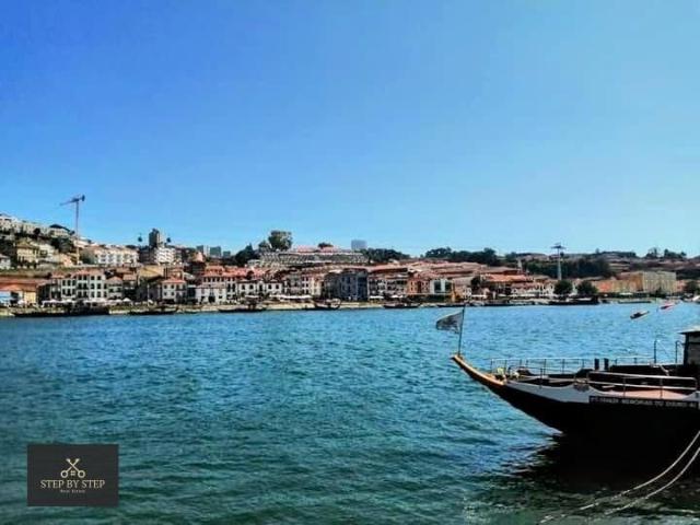 Moradia T2+1 Duplex, no Porto