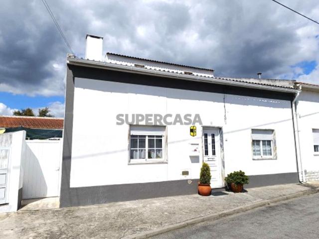 Moradia T2+2 com quintal