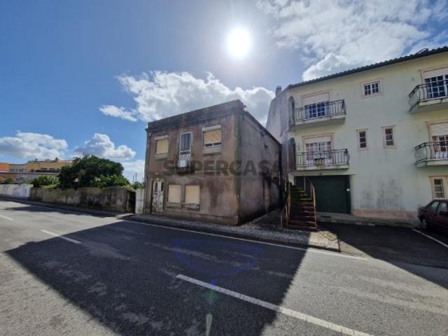 Moradia T2 na rua principal da Gafanha da Nazaré