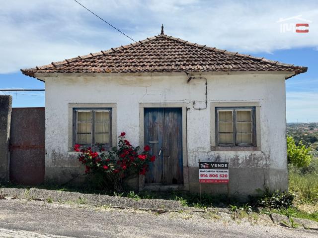 Moradia T2, Atouguia, Ourém | BPI Expresso Imobiliário