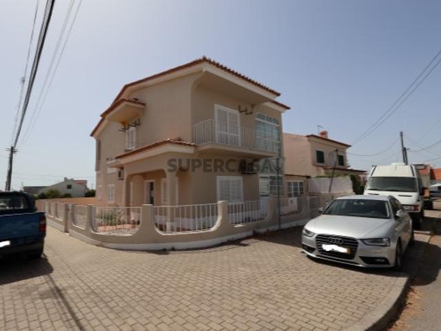 Moradia T2, Azeitão