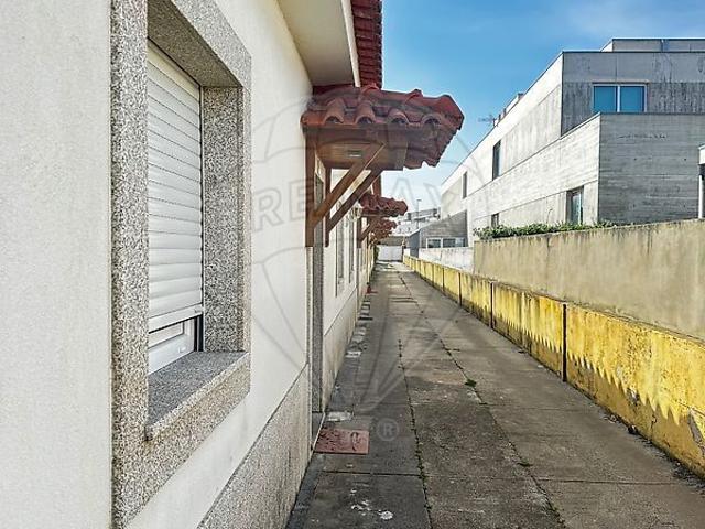 Moradia T2 à venda em Lavra