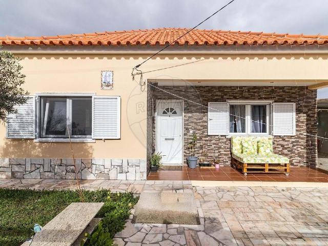 Moradia T2 à venda em Sesimbra 111m² Sesimbra Castelo