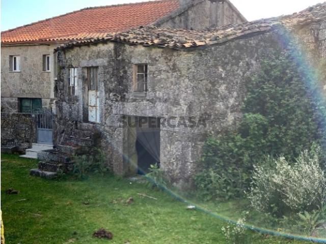 Moradia T2 à venda em Vila Verde