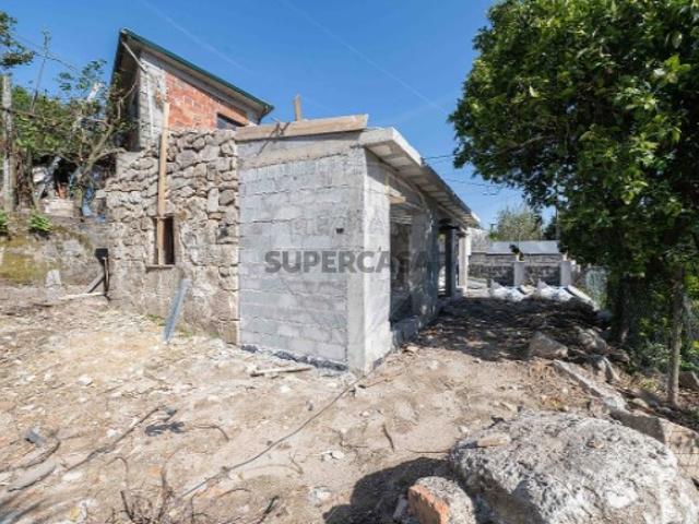 Moradia T2 à venda em Vila Verde