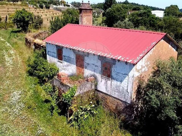 Moradia T2 à venda em Vila Nova