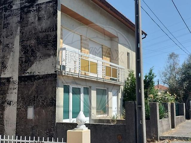 Moradia T6 à venda em Viseu