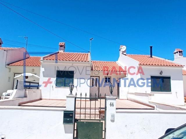 MORADIA T2 ALMARGEM DO BISPO SINTRA