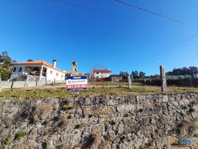 Moradia T2 bem situada | 26083523319