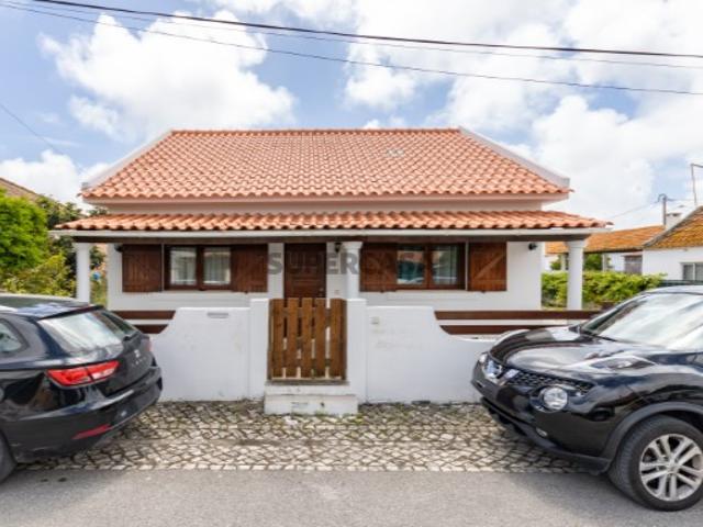 Moradia T2 Brejos do Assa com 160m2 e Terreno de 344m2 Palmela