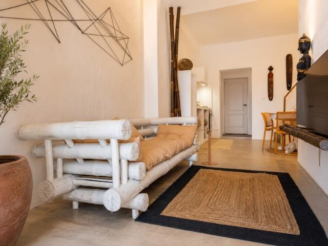 Moradia T2 com terraço e jacuzzi perto de Monsaraz