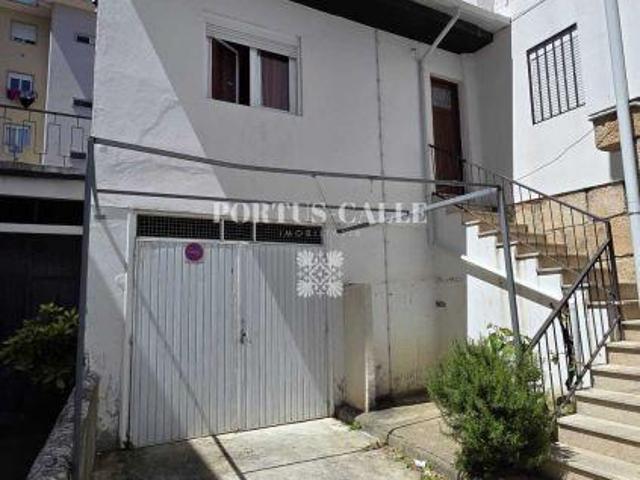 Moradia T2 com Garagem, Anexos e Jardim Privativo em Macedo de Cavaleiros | 26084090364