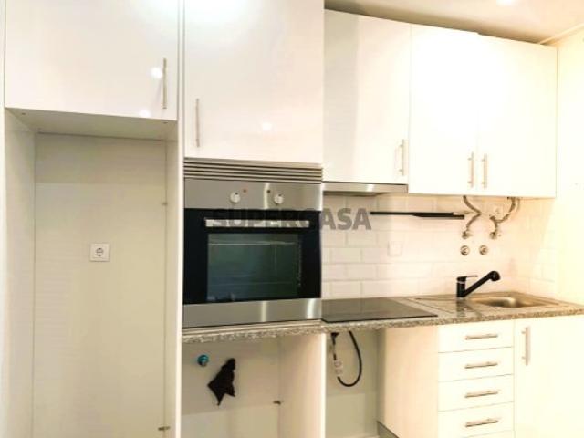 Moradia T2 com Logradouro