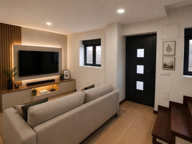 Moradia T2 duplex centro de Aveiro, isolada e com terreno
