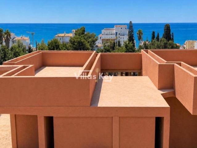Moradia T2 de Luxo junto ao Mar na Praia da Luz Exclusividade, Elegância e um Estilo de Vida Único