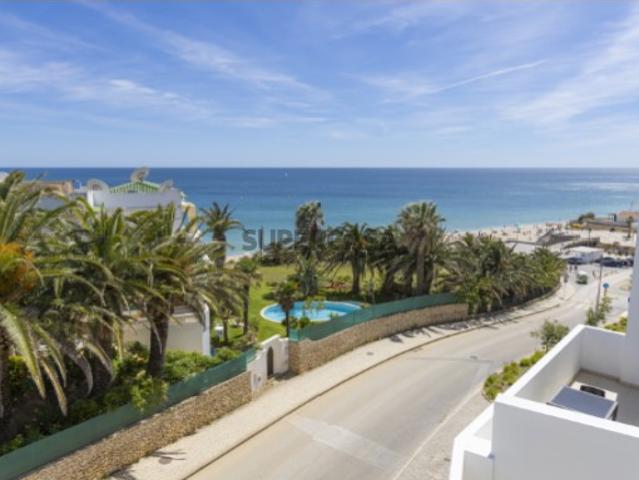 Moradia T2 Exclusiva com Vista Mar e Terraço de Cobertura no Belmar Resort, Porto de Mós, Lagos