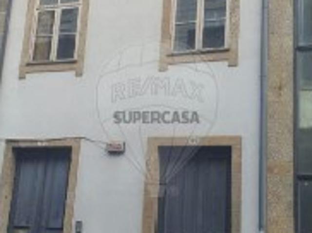 Moradia T2 em Maximinos, Sé e Cividade
