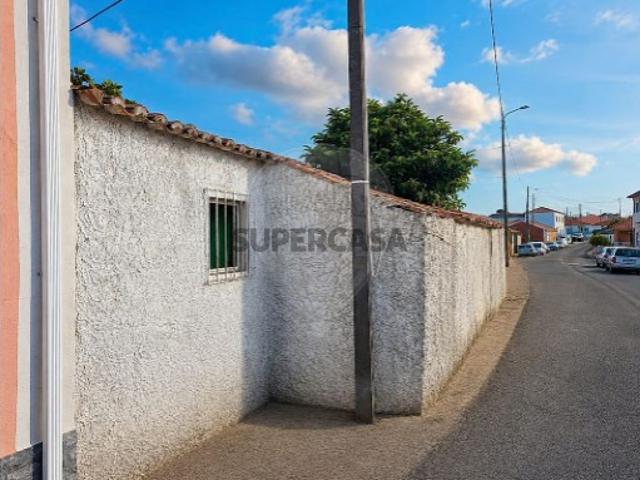 Moradia T2 em Montelavar