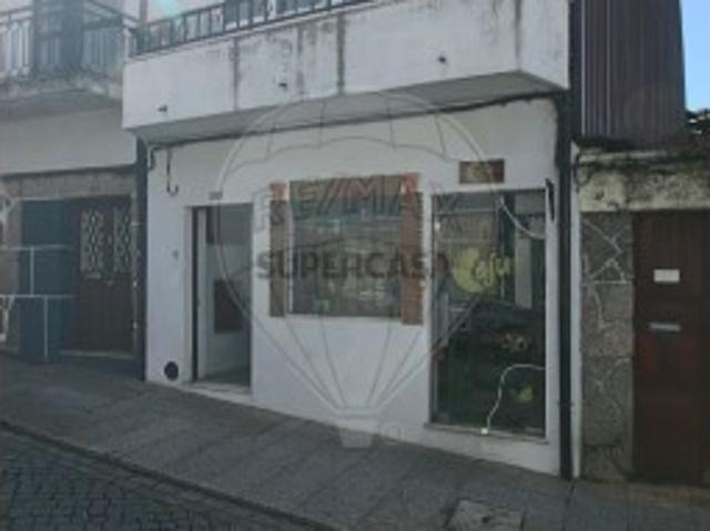 Moradia T2 em Oliveira, São Paio e São Sebastião
