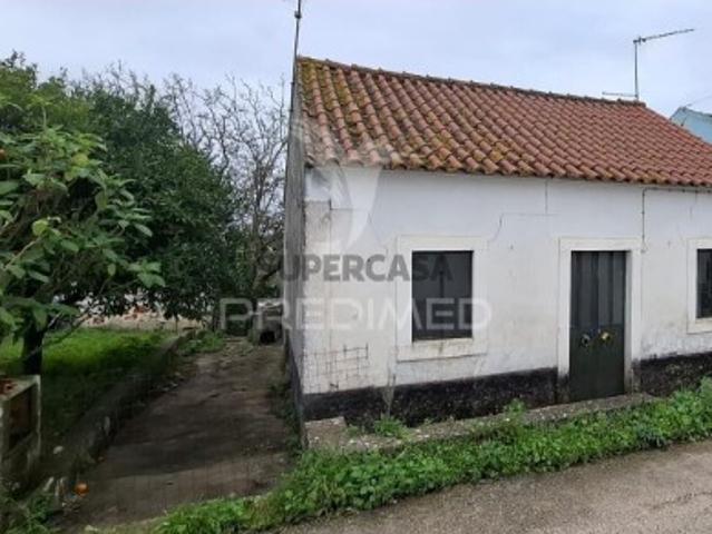 Moradia T2 em Achete, Azoia de Baixo e Póvoa de Santarém