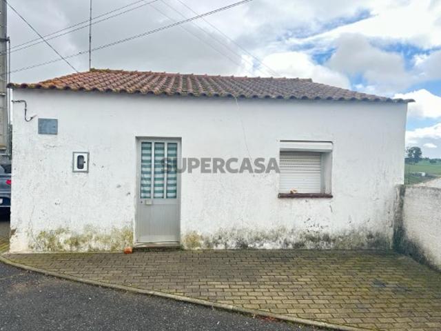 Moradia T2 em Alcaria Ruiva