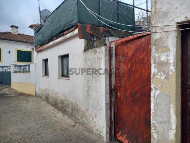 Moradia T2 em Aldeia Galega da Merceana e Aldeia Gavinha