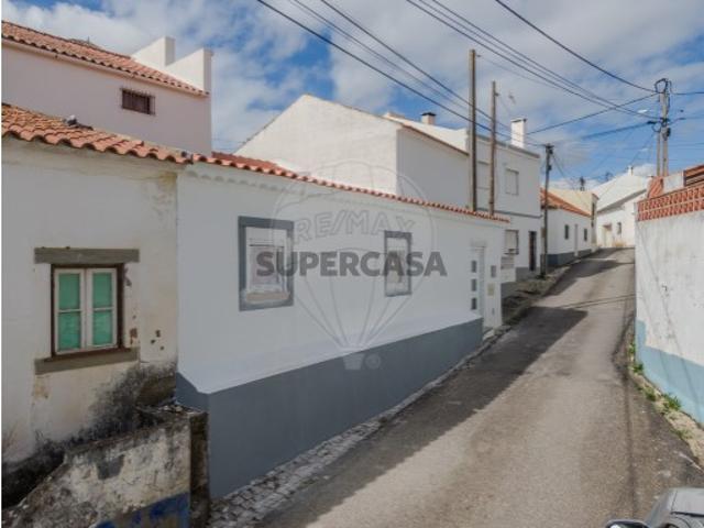 Moradia T2 em Aldeia Galega da Merceana e Aldeia Gavinha