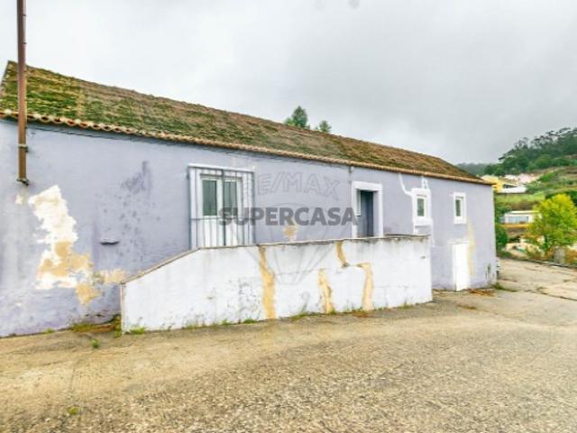 Moradia T2 em Almargem do Bispo, Pêro Pinheiro e Montelavar