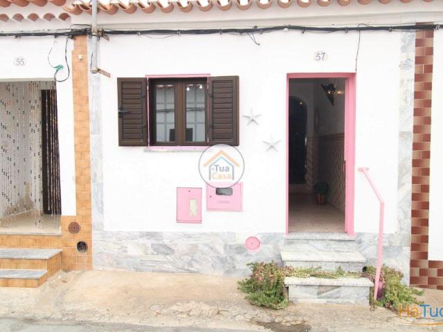 Moradia T2 em Banda com Quintal em Entradas Castro Verde | 25043827716