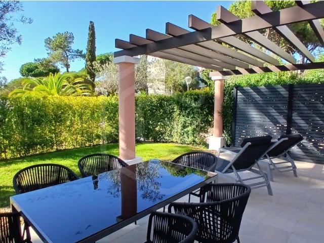 Moradia T2 em banda em Vilar do Golf, na Quinta do Lago 108m² Almancil
