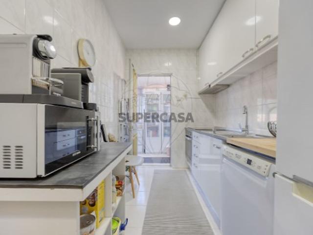 Moradia T2 em Custóias