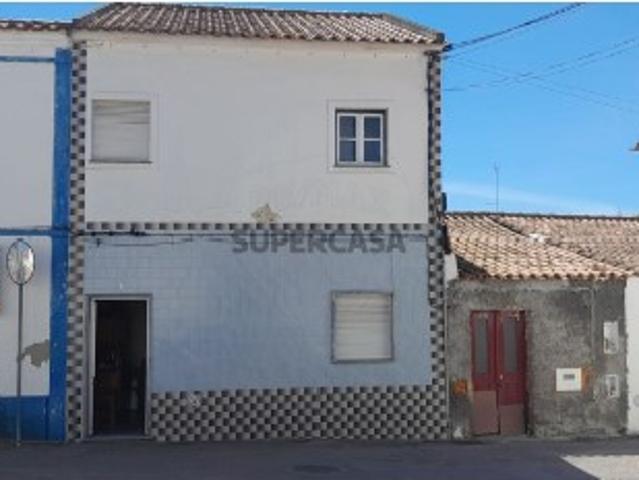 Moradia T2 em Cabeção