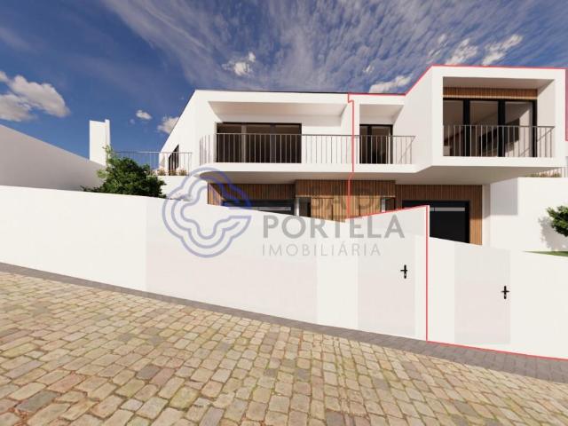 Moradia T2 em Construção com Espaço Exterior em Guifões, Matosinhos
